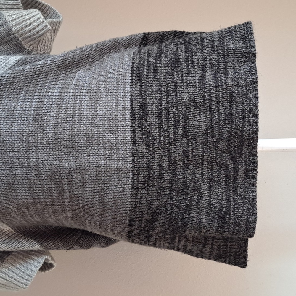 Karen Scott Gray Convertible Cowl Neck Acrylic Knit Sweater Shirt Medium - Picture 6 of 11